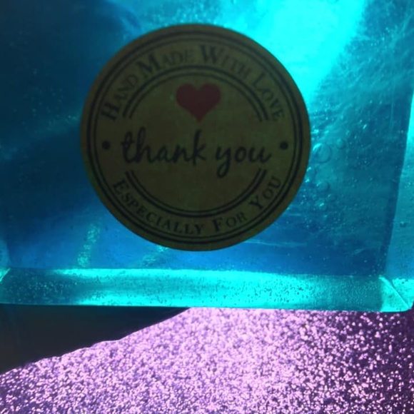 100% hand mad soaps - Picture 3 of 8